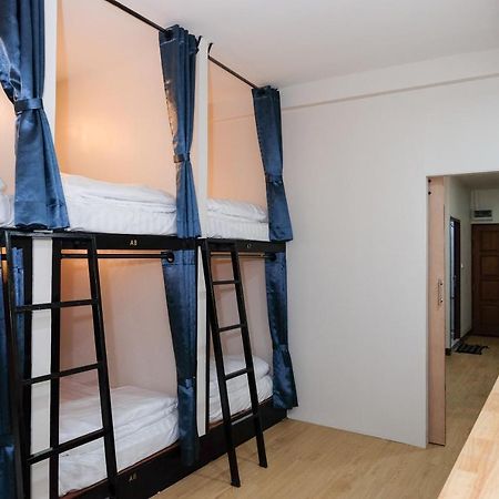 Delta 9 Hostel กรุงเทพมหานคร ภายนอก รูปภาพ